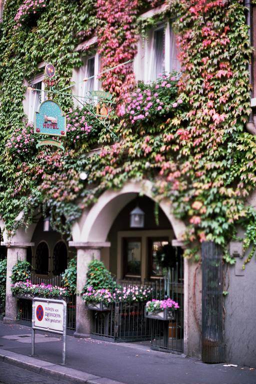Hotel Till Eulenspiegel - Nichtrauchhotel - Garni Wurzburg Exterior photo